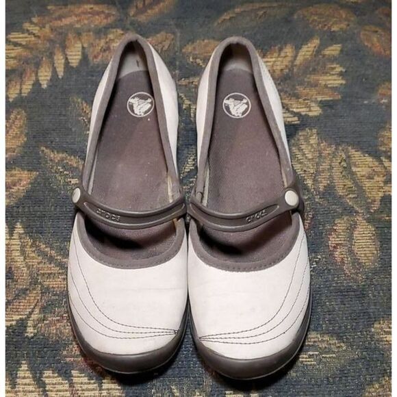 CROCS Shoes - CROCS Wrapped Brown Tan Suede Mary Jane Shoes- Size 10